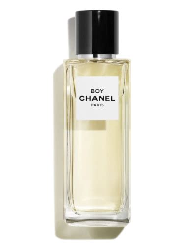 Boy Eau de Parfum Chanel for women and men 